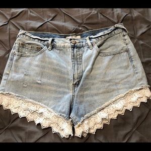 Free people denim shorts with lace trim size 27